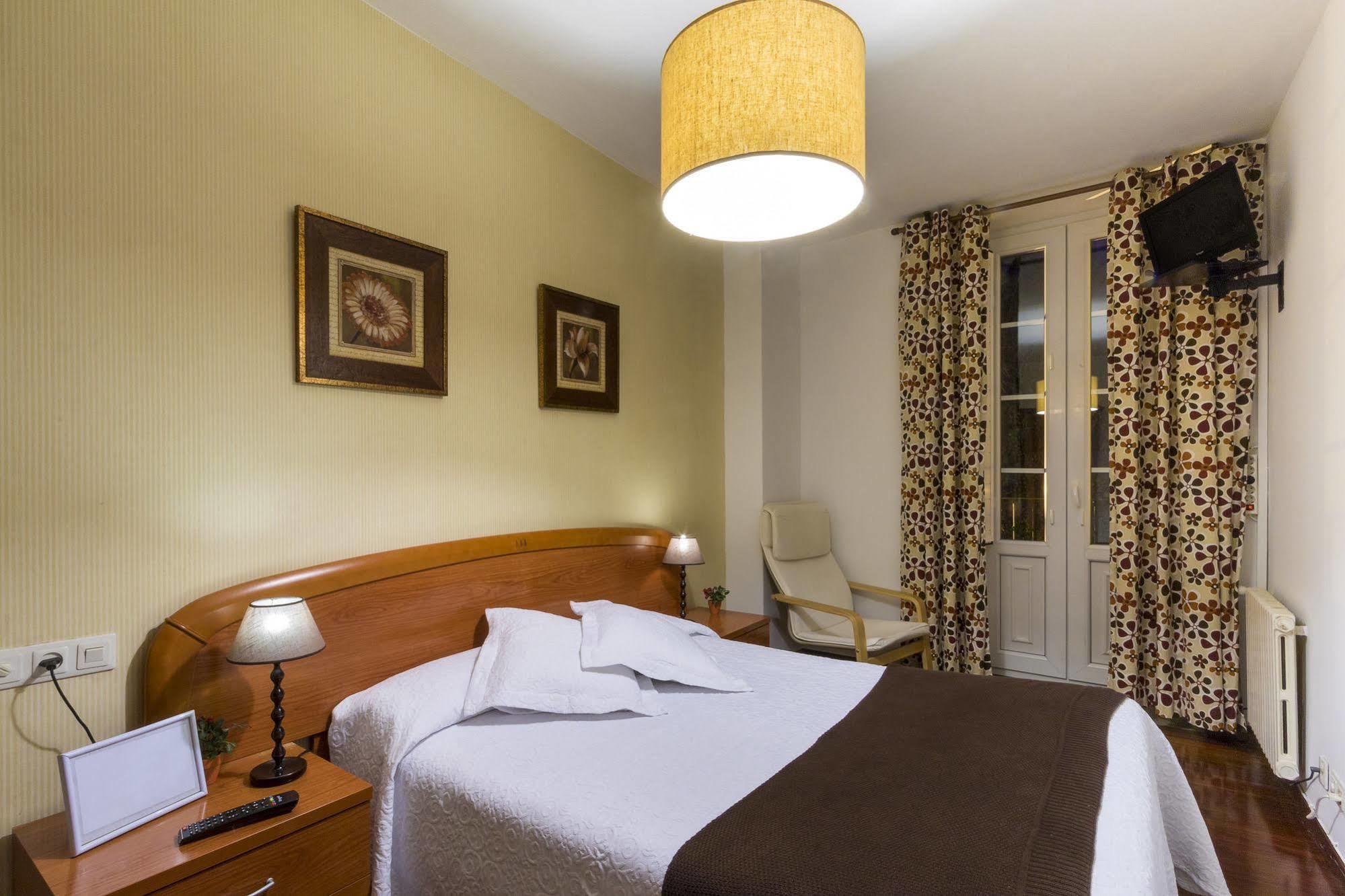 Hostal La Carballinesa Santiago de Compostela Eksteriør bilde