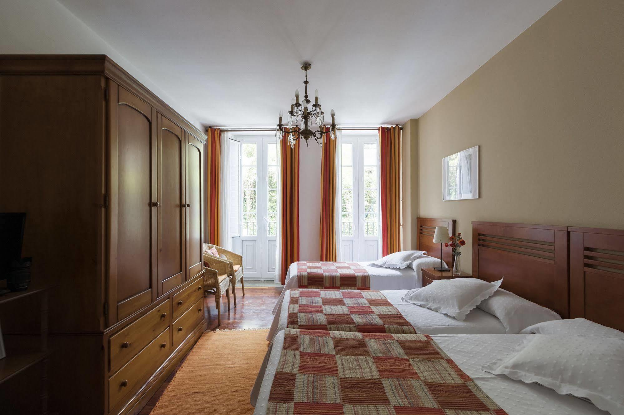 Hostal La Carballinesa Santiago de Compostela Eksteriør bilde