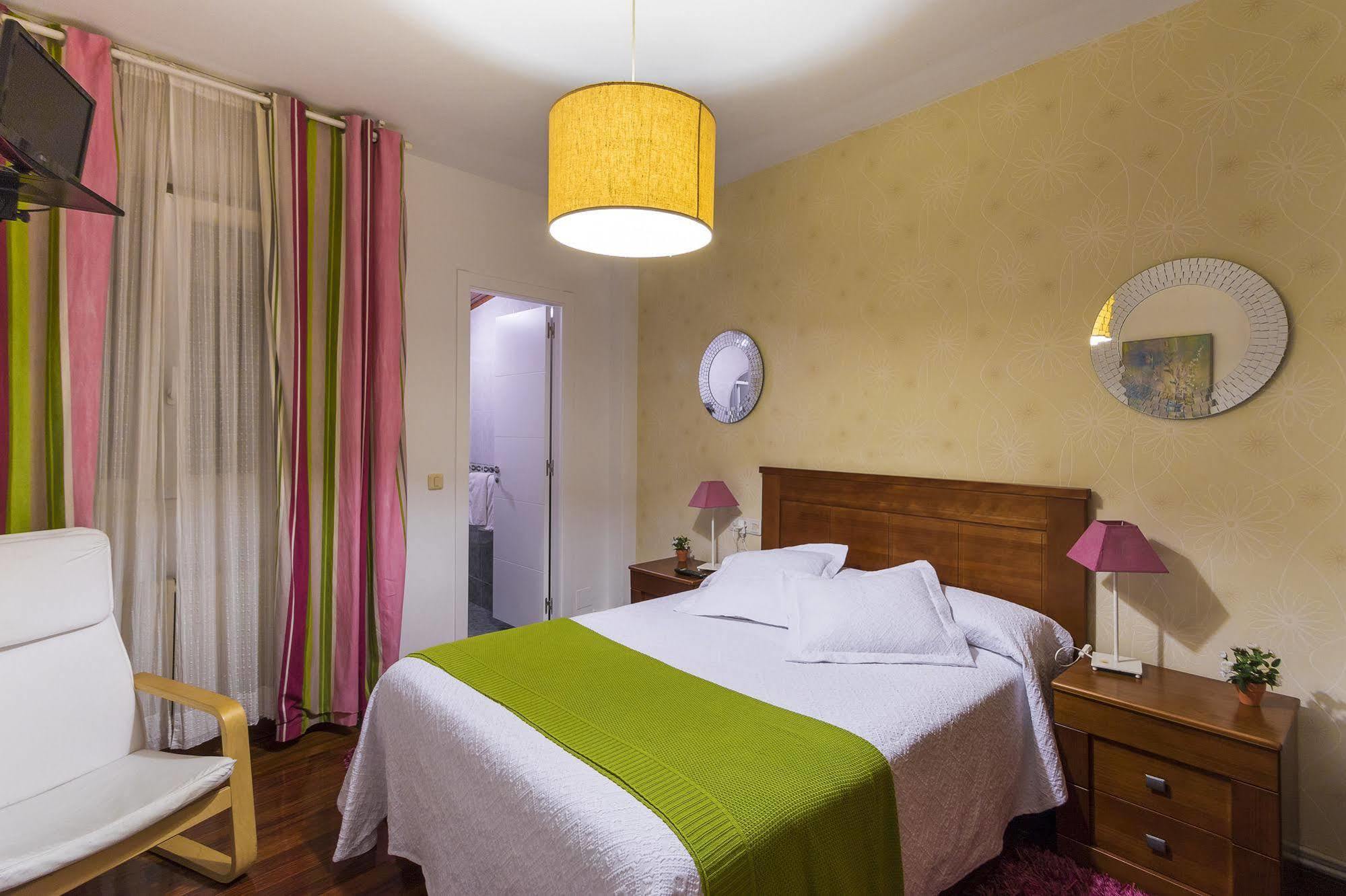 Hostal La Carballinesa Santiago de Compostela Eksteriør bilde